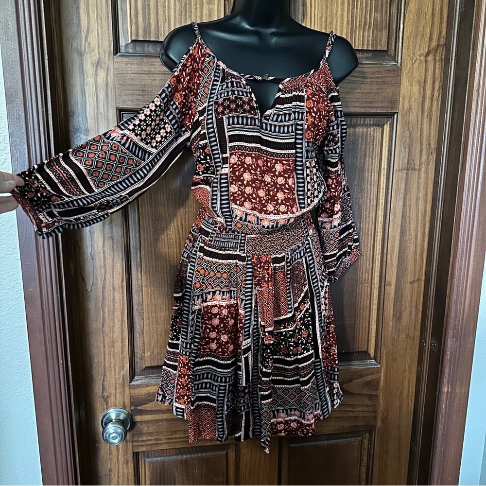American Eagle Outfitters Boho Cold Shoulder Dress Size S